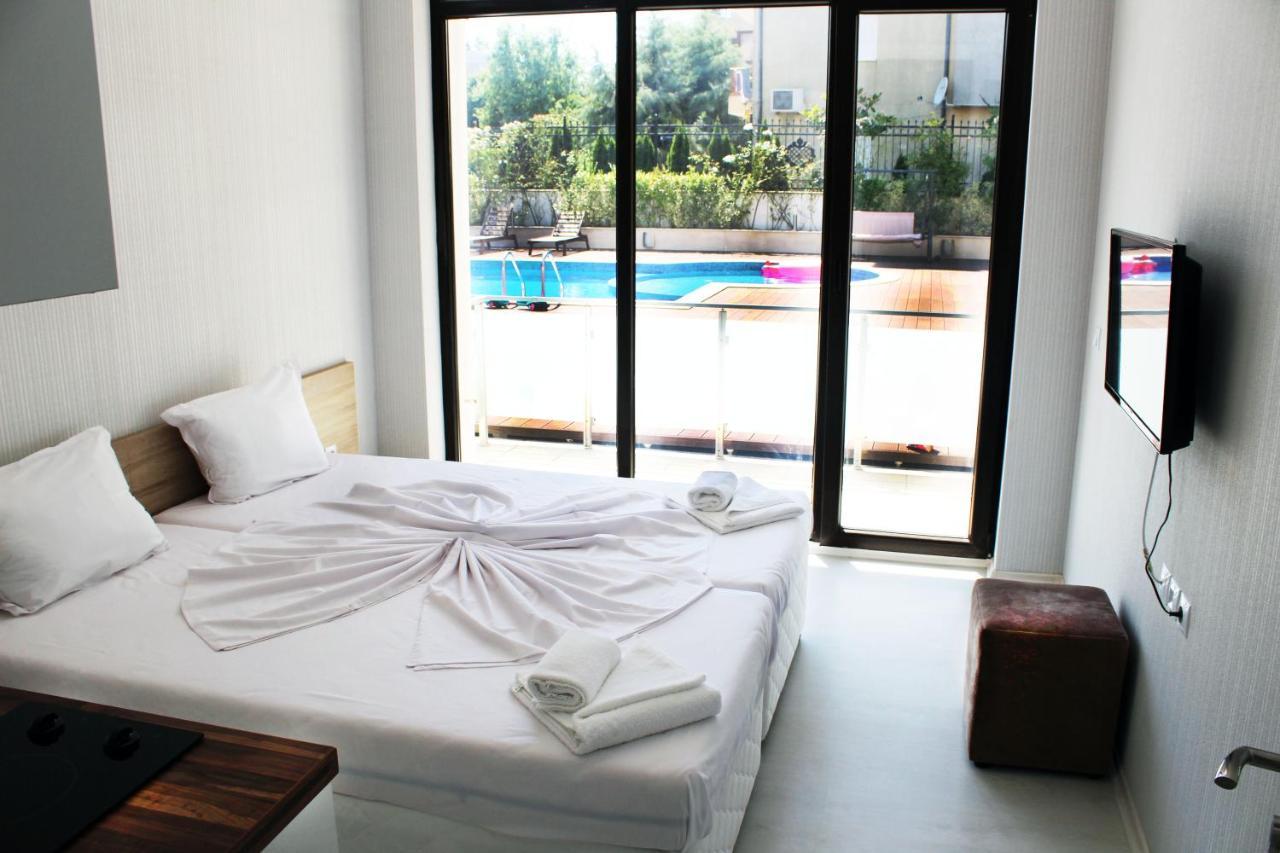 Apartments Stamopolu Lux With Pool View Primorsko Exteriör bild