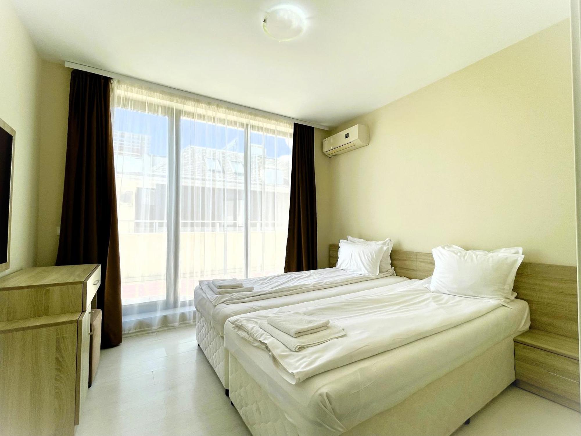 Apartments Stamopolu Lux With Pool View Primorsko Exteriör bild